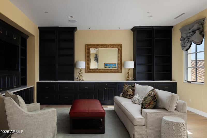 Guest Hang out room