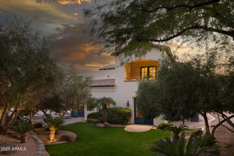 Courtyard View