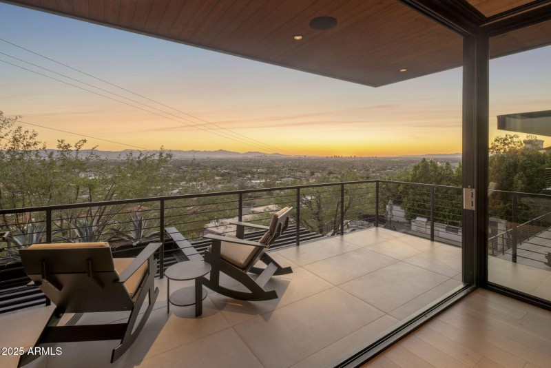 Valle Vista Hillside