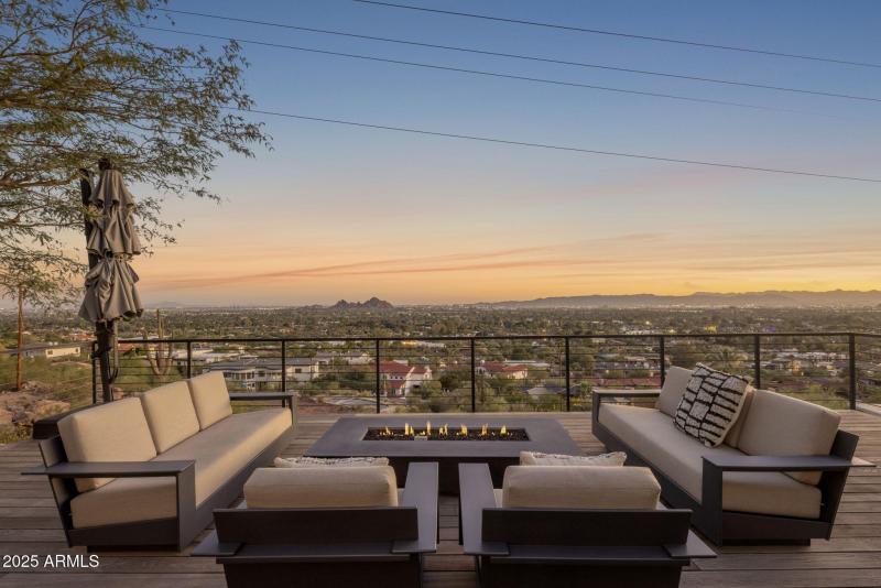 Valle Vista Hillside