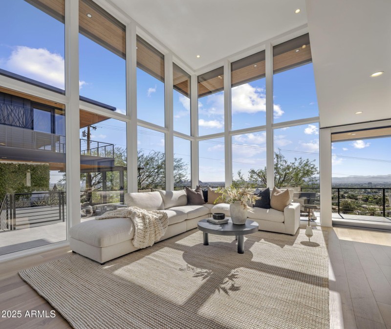 Valle Vista Hillside