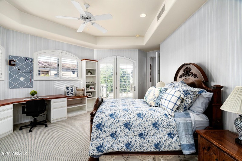 Bedroom 4 Built-in Desk