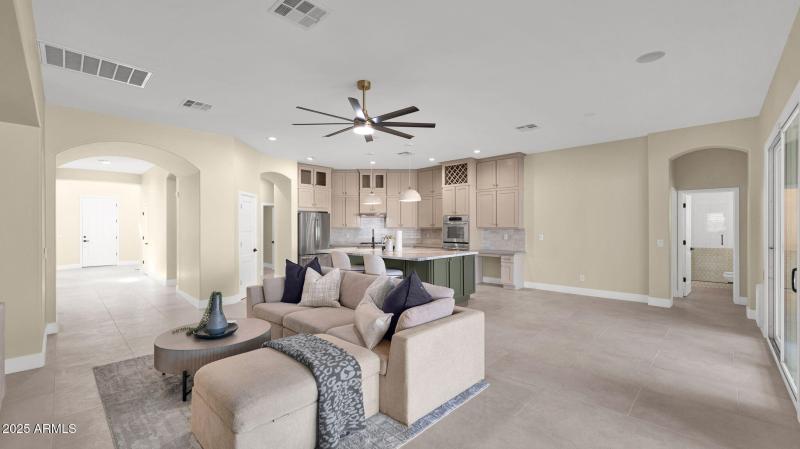 38-web-or-mls-P1276470