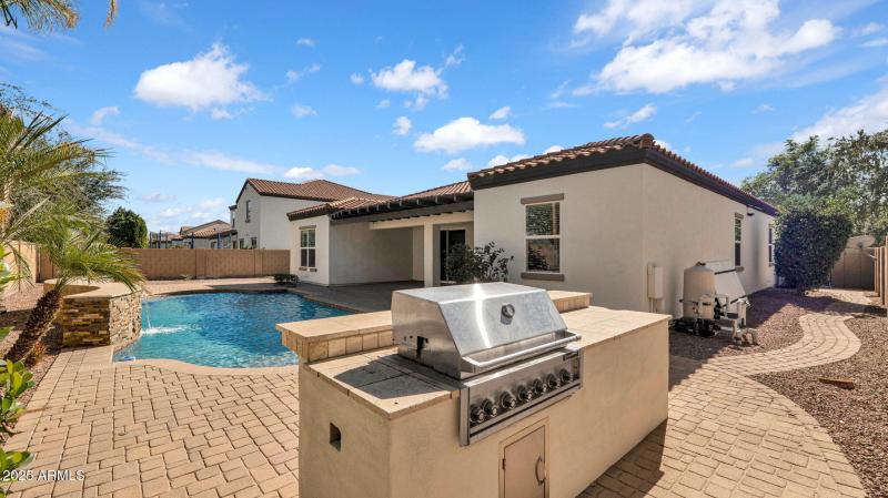 67-web-or-mls-P1276650