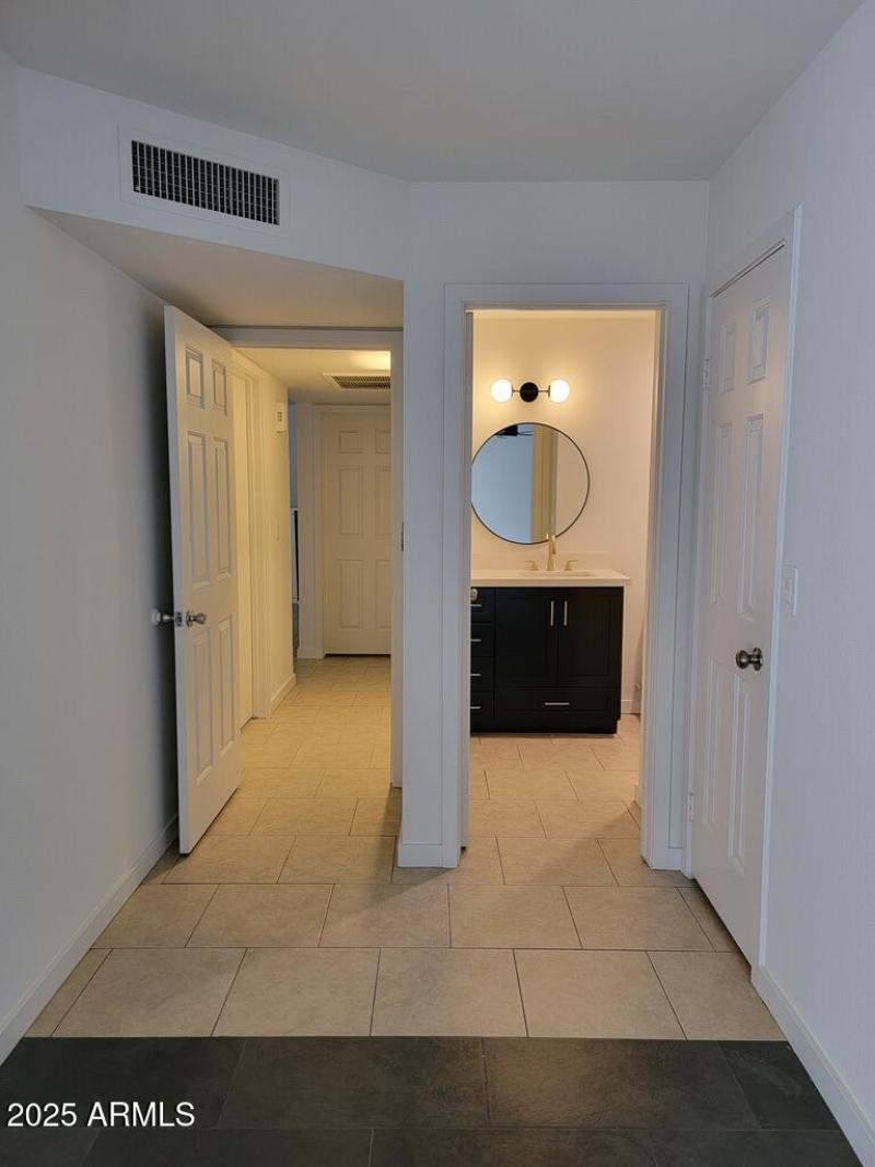 D13C4358-1702-40AC-AD9F-BD0BCF6577CE_1_1