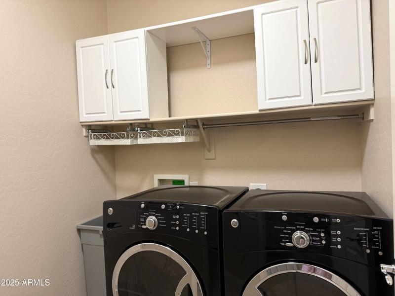 LAUNDRY ROOM - DUANE LN