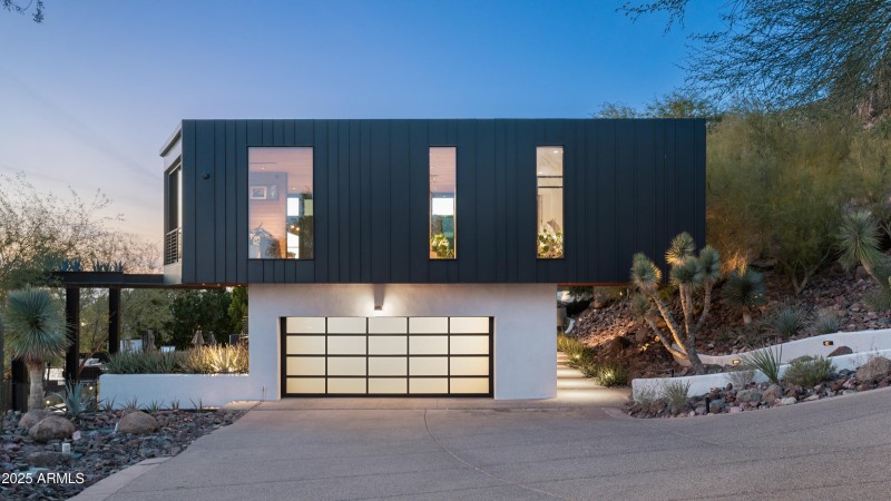 Valle Vista Hillside