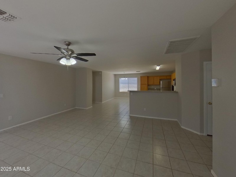 1_pc_PJ5HYRJeYe_58GBjgmLWg_layout_1