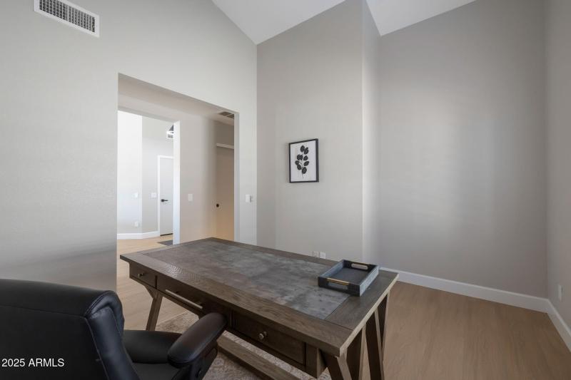 16-web-or-mls-Qp-4083