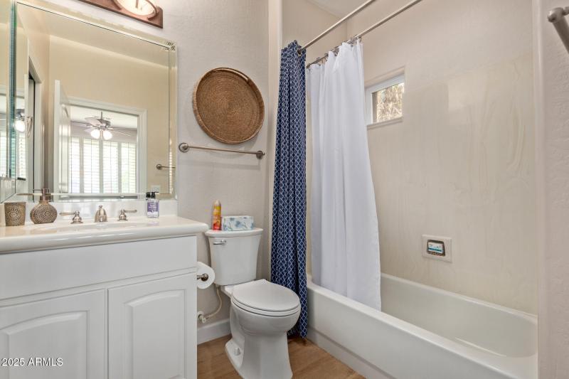 Guest Bedroom 2 Bathroom