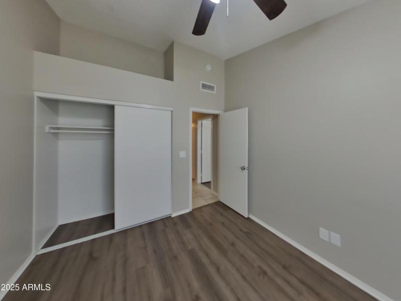 10_pc_qzueEXcniX_LPUdg1Iomc_layout_1