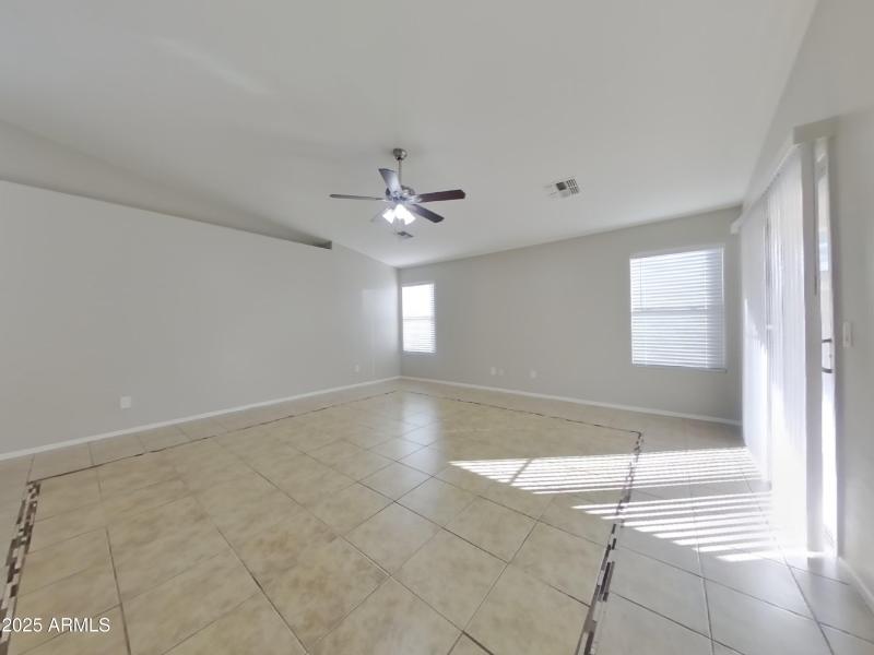 1_pc_8AP9cGkEv4_8JUUqqePgk_layout_0