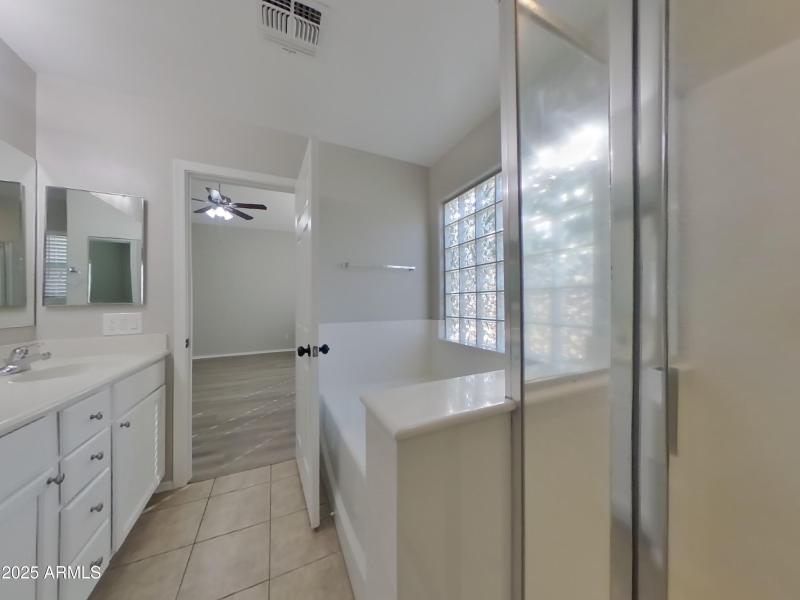 9_pc_zC3m3UxtVN_HesBS7ixkU_layout_1