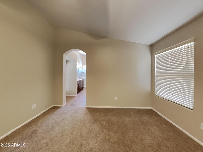 1006023.1410 E Baker Drive_4