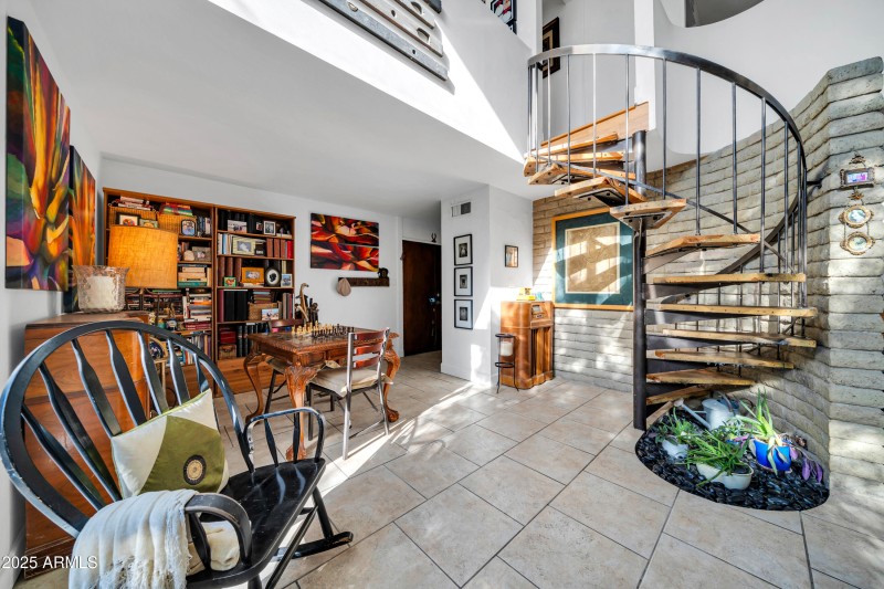 1711 E Missouri Ave-14