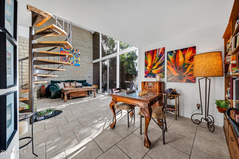 1711 E Missouri Ave-15