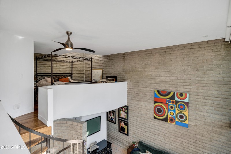 1711 E Missouri Ave-30