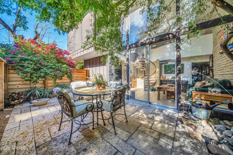 1711 E Missouri Ave-37