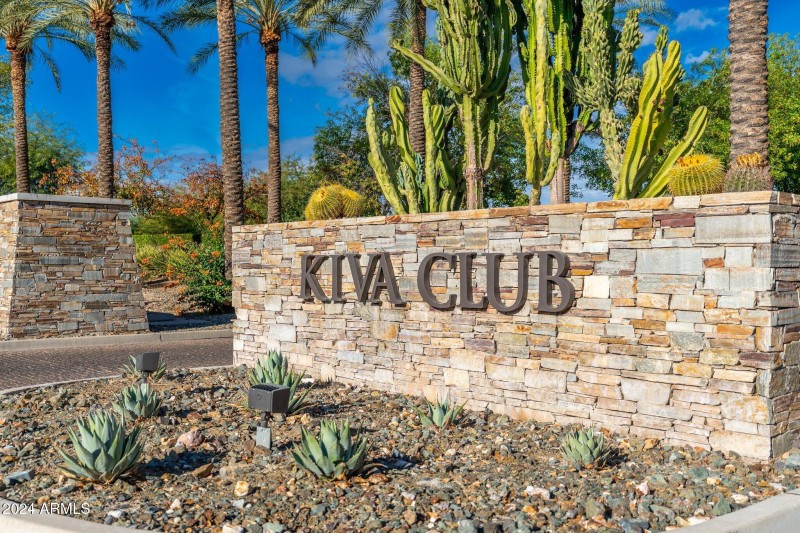 Kiva Club at Vistancia - 01