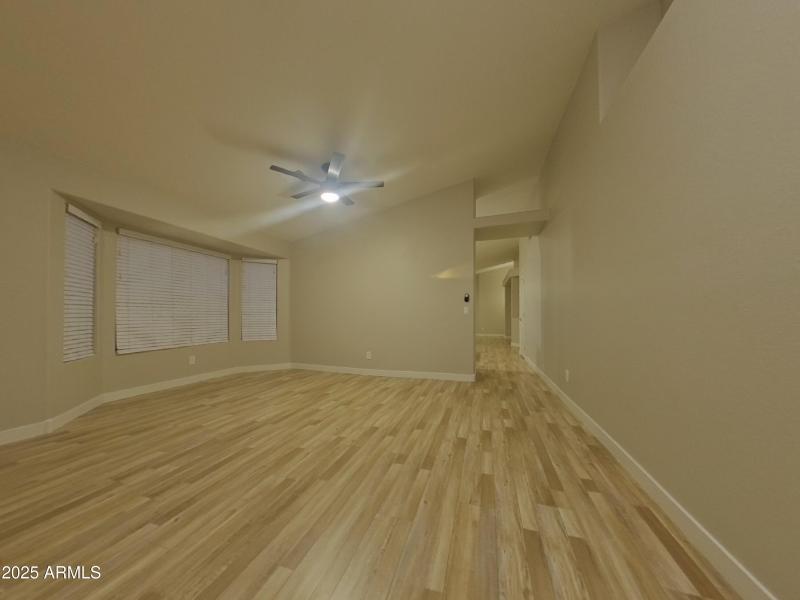 1_pc_OdAWwjJetN_XEHxdAR6AP_layout_0