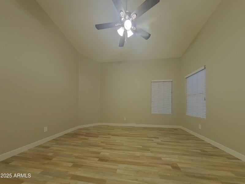 7_pc_Q2SpCE0uDA_5I9jsqfmZ1_layout_1