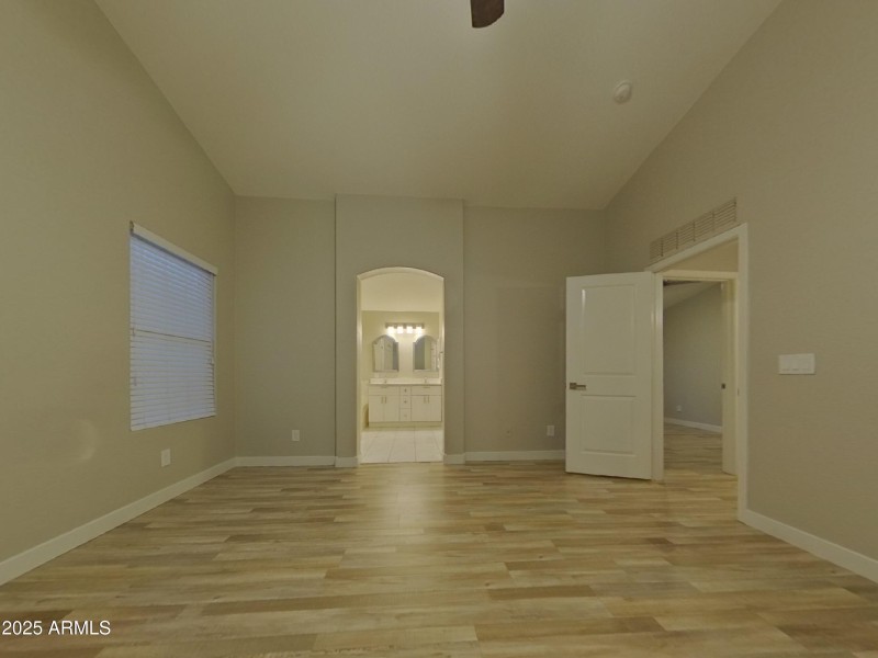 8_pc_Q2SpCE0uDA_GRxSUdWdhx_layout_0