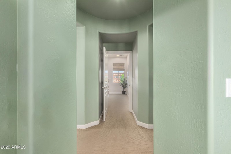 PRIMARY SUITE ALCOVE ENTRY