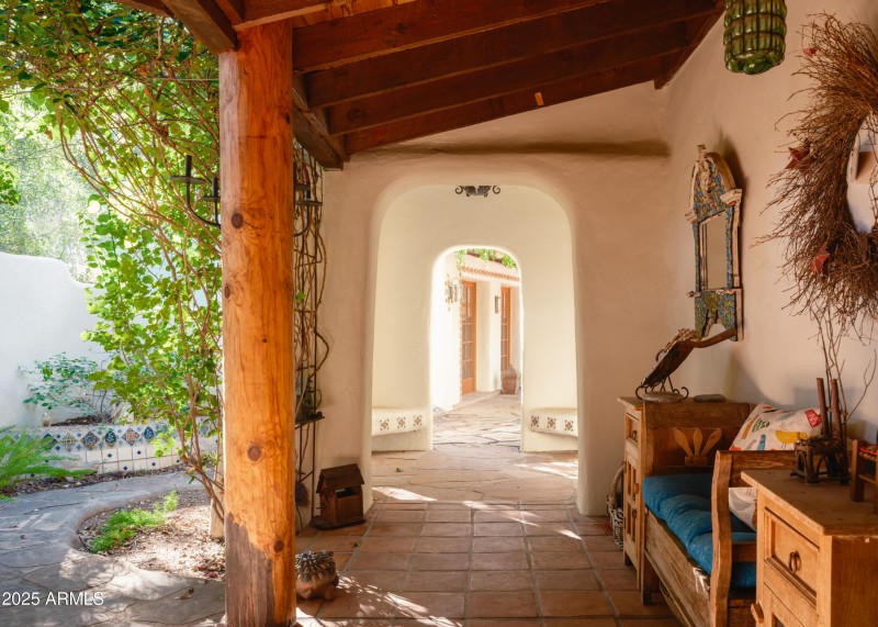 Listings_3121_N_27thSt_Images-18