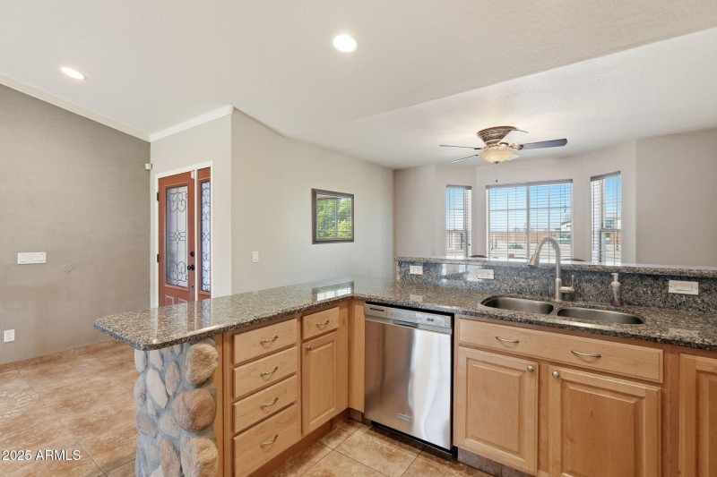 29-web-or-mls-030_ListerPros