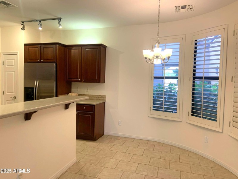 7445 E Eagle Crest 1143