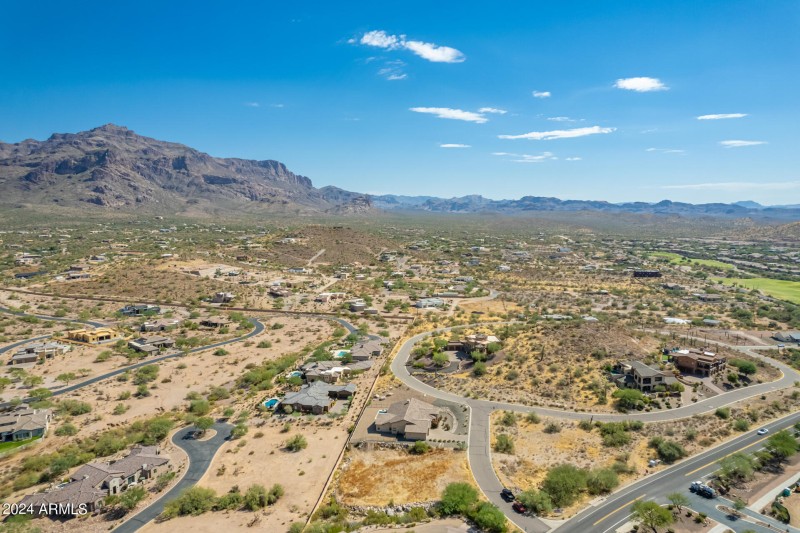 32 - Dianna #23 Drone