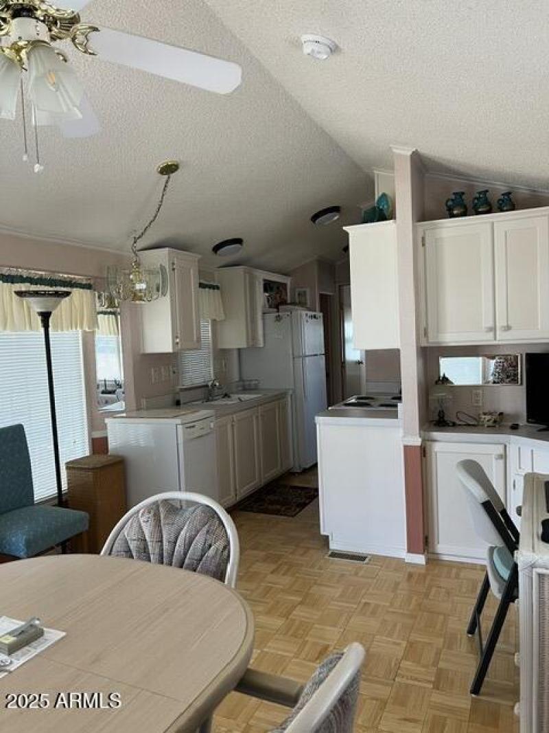 Dining Kitchen 2 434