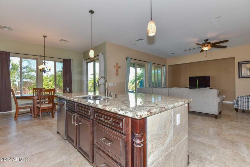 Kitchen-Island
