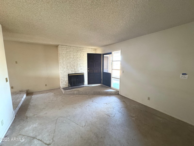 Foto 10-31-25, 1 32 25 pm