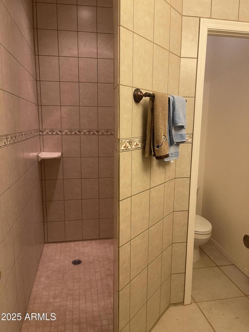 3 Pice Bath Lower Level