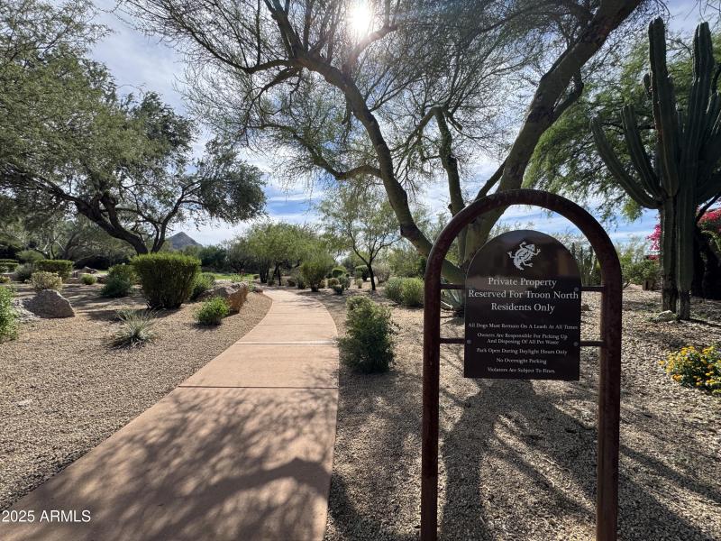 BBF51770-3FEF-41E9-8026-FE9C649A84B3