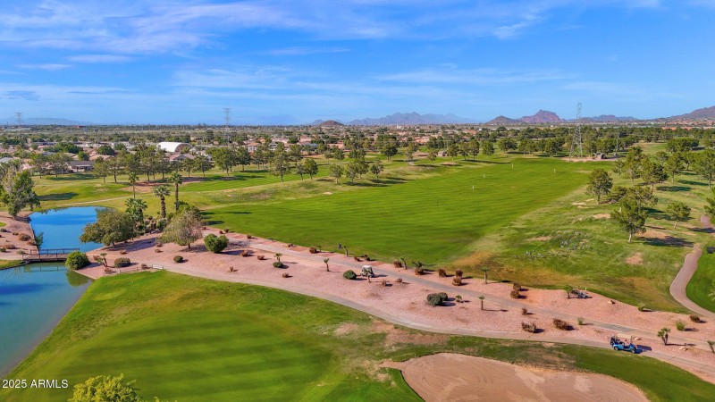 8700 University - Aerial Community3