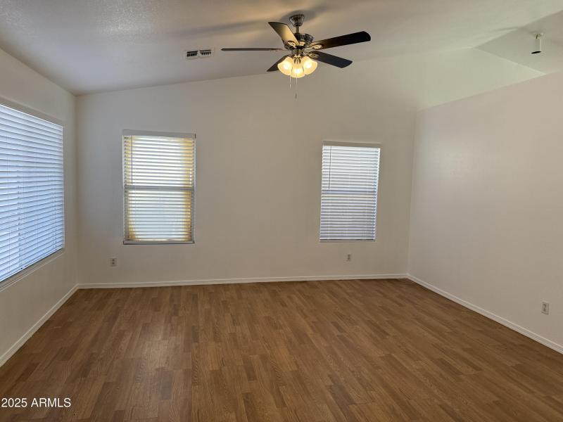 6C2FC2A2-A124-4BA1-96D2-72FFFDB0D97B