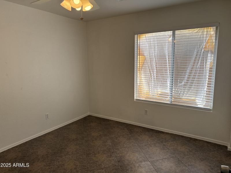 3C69CFA7-53AB-454B-B67B-9C4B3CEEA041