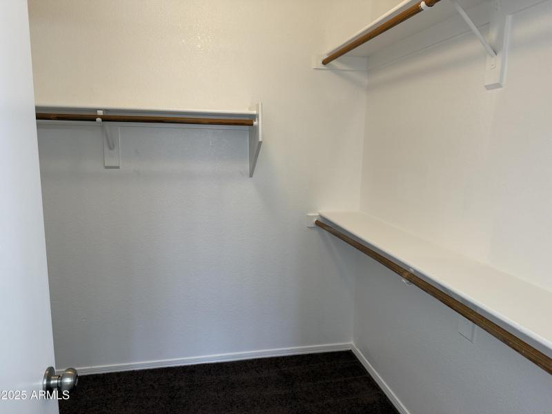 70BB960E-9DD6-47C3-AFDB-6CE2506D9565