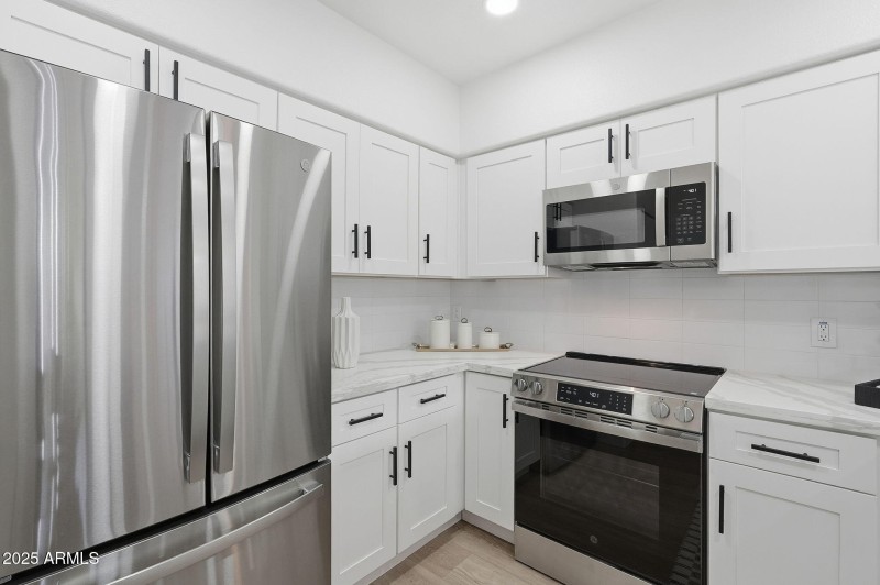 14-web-or-mls-014_ListerPros