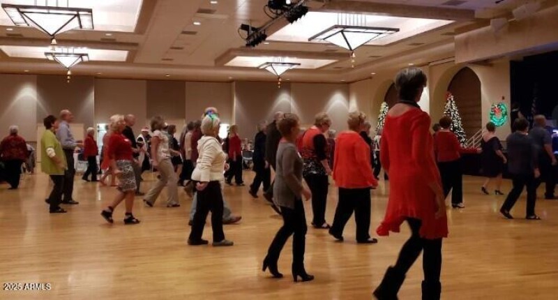 2025 line dancing at SCW PHOTO