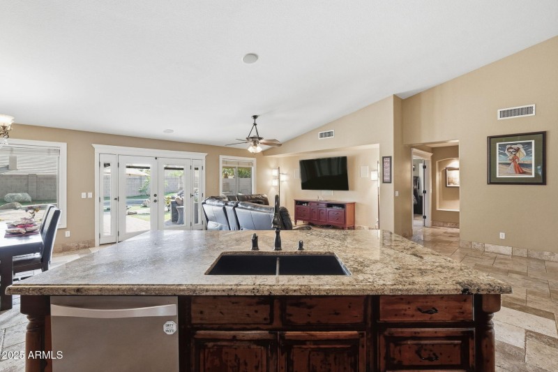 19-web-or-mls-021_ListerPros