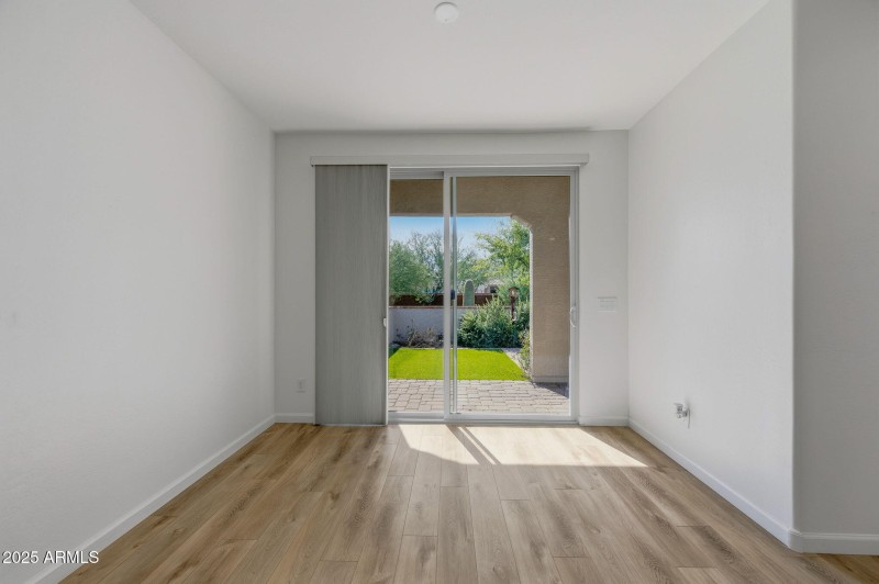 22-web-or-mls-4287 W Hanna Dr-22