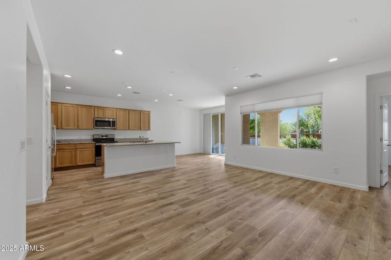 26-web-or-mls-4287 W Hanna Dr-26