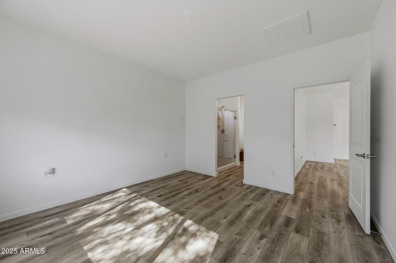 30-web-or-mls-4287 W Hanna Dr-30