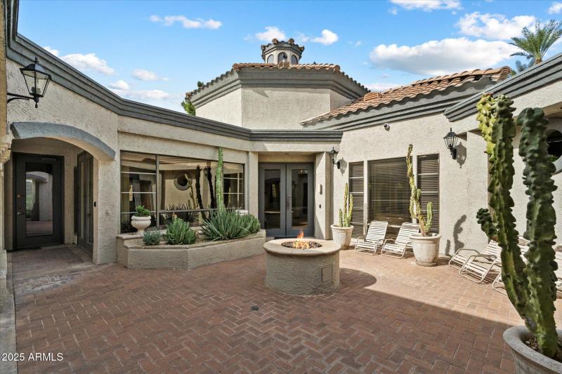 Clubhouse Courtyard with Firepit