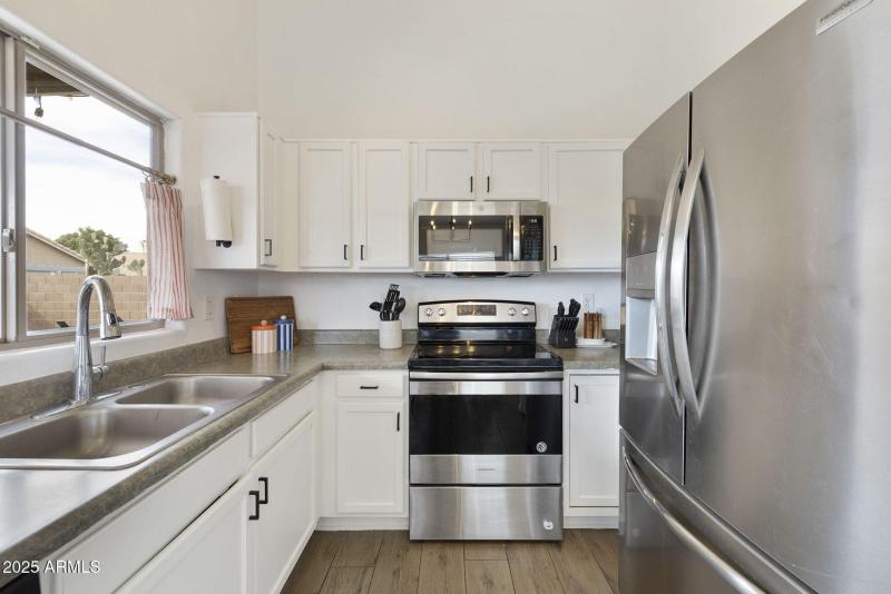 24-web-or-mls-_TM_6461