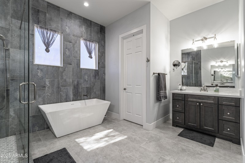 304309N140thSt-MLS-45