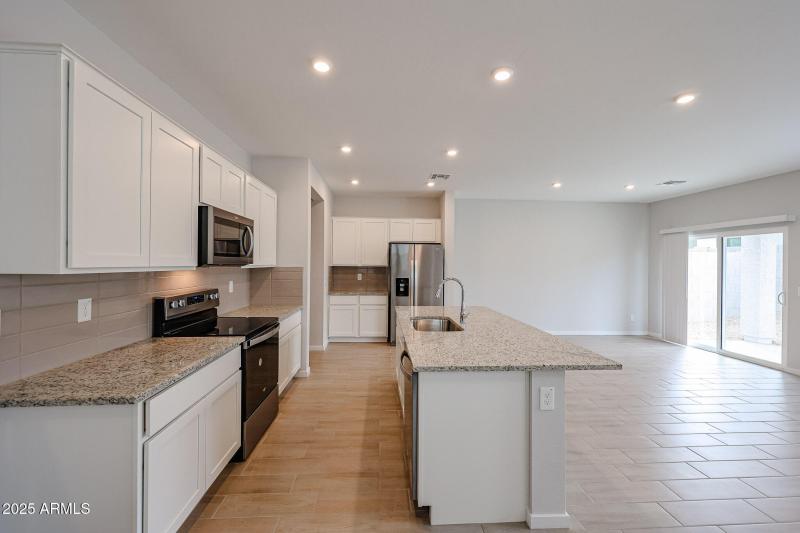 11_New-2-story-home_for-sale_Surprise-AZ